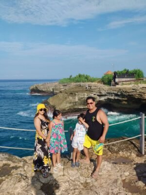 I-wayan-topik-nusa-putra2