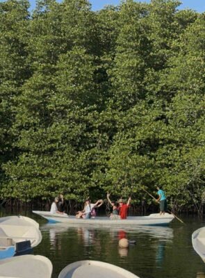 Putu-taxi-lembongan11